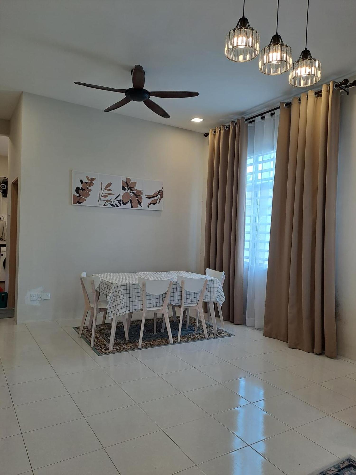 Dahlya Homestay Kuantan Exterior photo